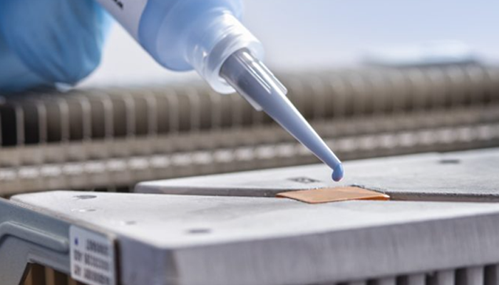 【导热泥】的性能特点及应用优势？