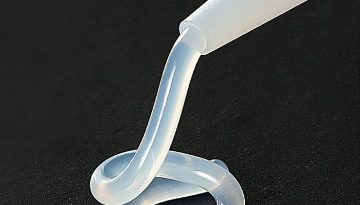 【硅酮结构胶】：定义、应用领域与使用注意事项全解析